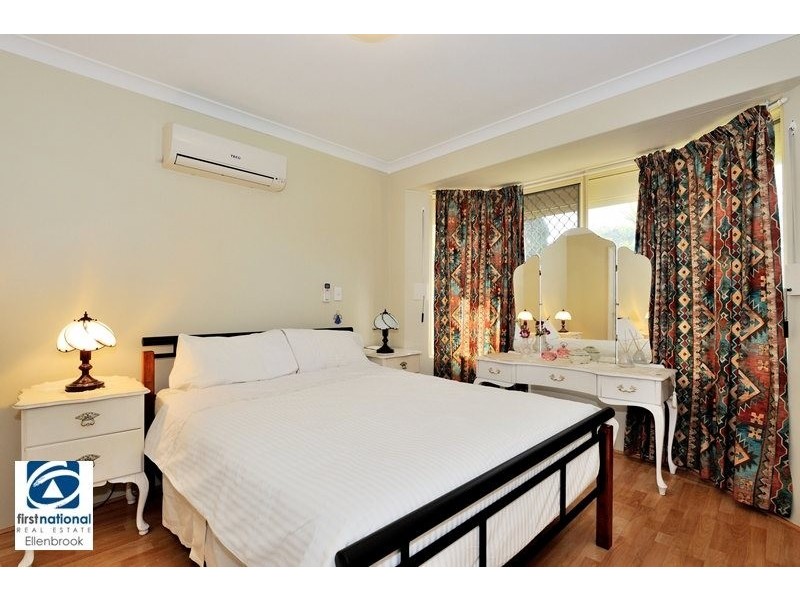 24 Waterhall Rd, South Guildford WA 6055