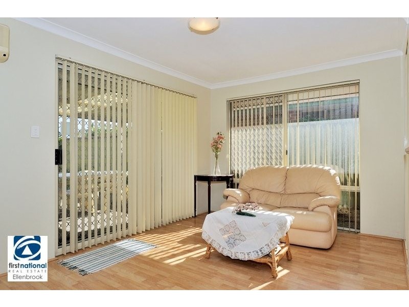 24 Waterhall Rd, South Guildford WA 6055