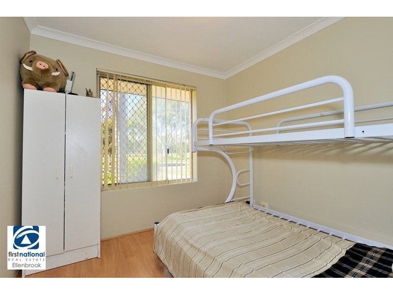 24 Waterhall Rd, South Guildford WA 6055