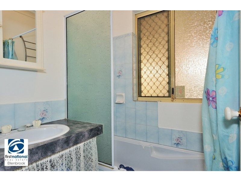 24 Waterhall Rd, South Guildford WA 6055