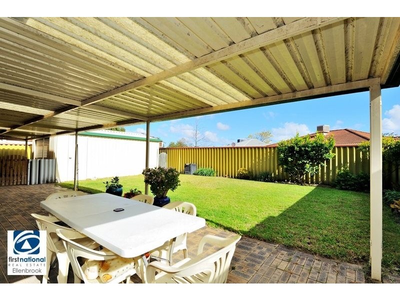 24 Waterhall Rd, South Guildford WA 6055