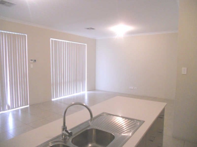 56 Boulton Loop, Ellenbrook WA 6069