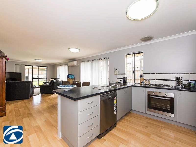 38 Brixton Crescent, Ellenbrook WA 6069