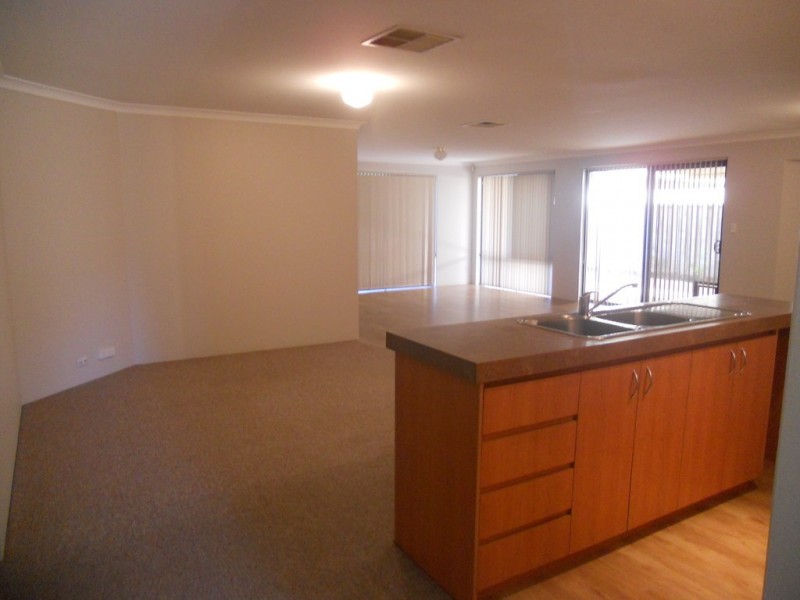 24 Winderie Crescent, Ellenbrook WA 6069