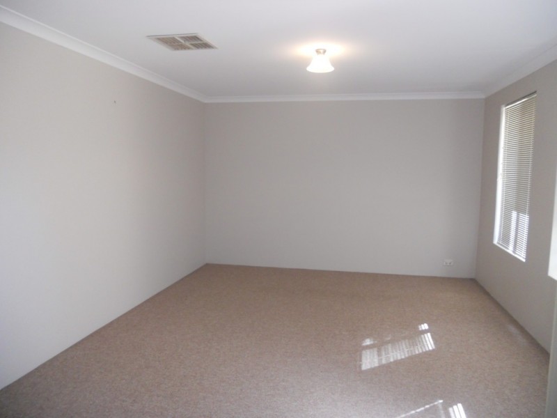 24 Winderie Crescent, Ellenbrook WA 6069