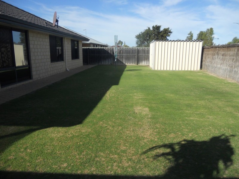 24 Winderie Crescent, Ellenbrook WA 6069