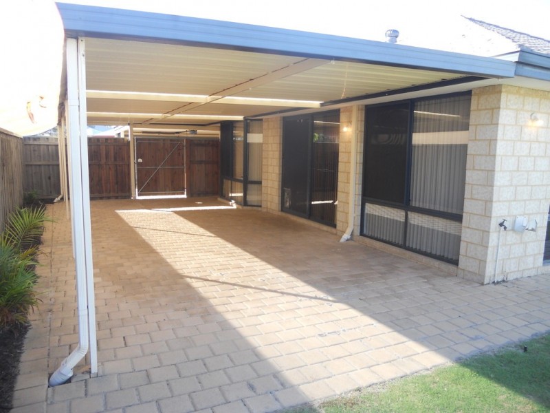 24 Winderie Crescent, Ellenbrook WA 6069