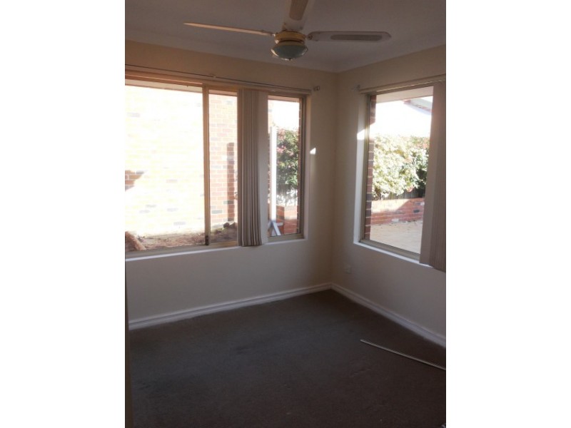 11 Trigger Plant Avenue, Ellenbrook WA 6069