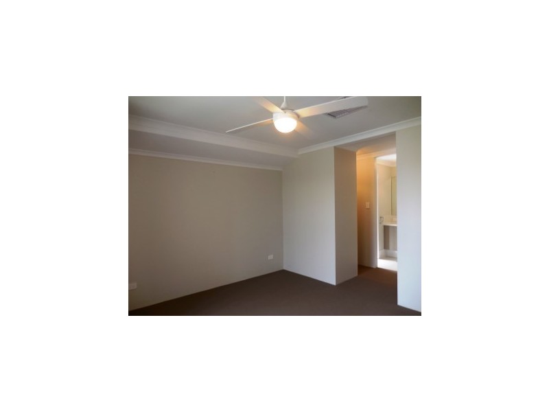 16 Ligado Avenue, Aveley WA 6069