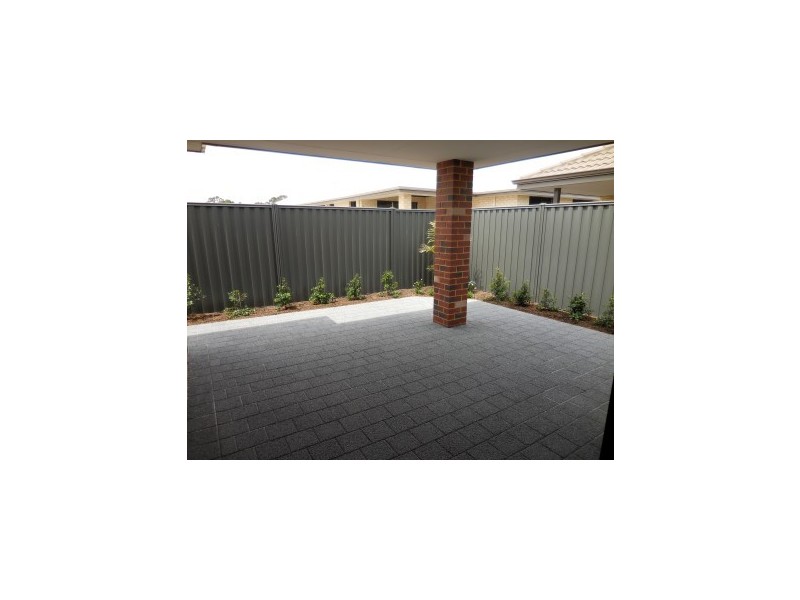 16 Ligado Avenue, Aveley WA 6069