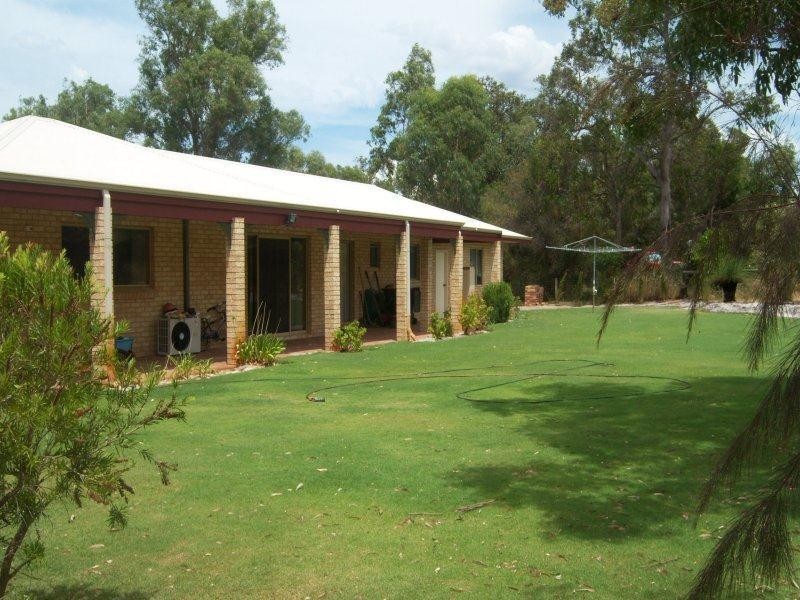 17 Champagne Terrace, The Vines WA 6069