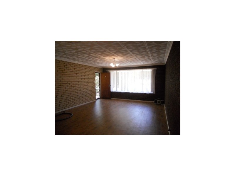 1a Fawell Street, Midland WA 6056