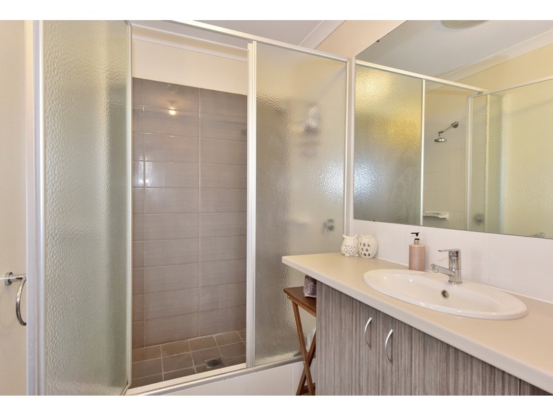 21 Tully Parade, Ellenbrook WA 6069