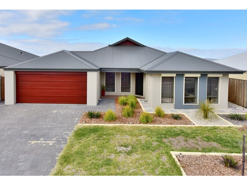 21 Tully Parade, Ellenbrook WA 6069