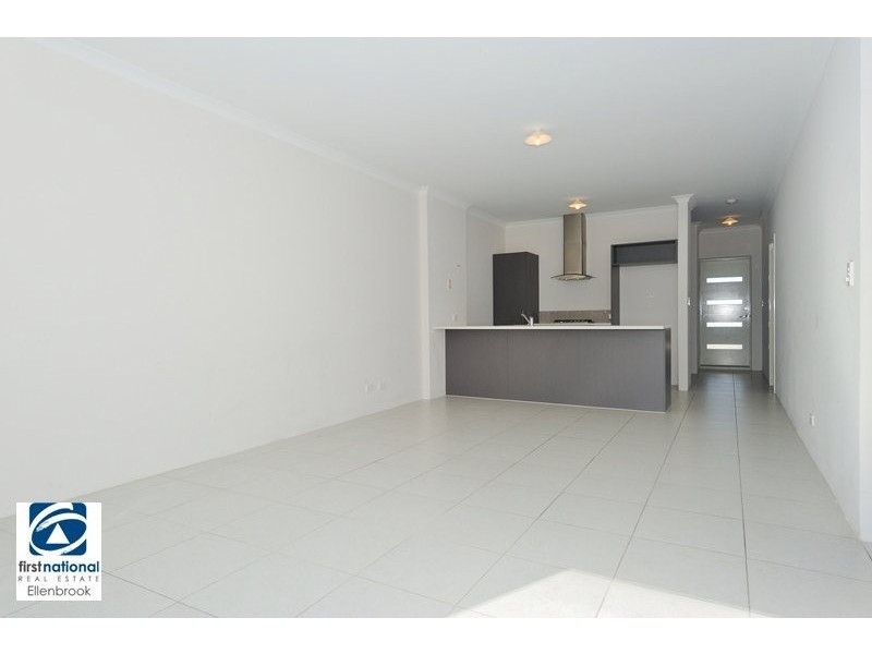 7 Kersley Ave, Ellenbrook WA 6069