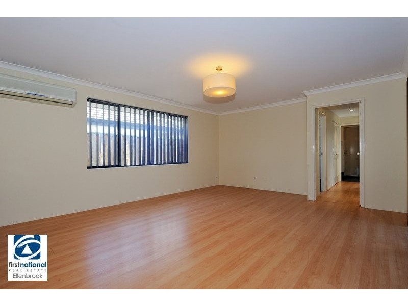 12 Coniston Drive, Ellenbrook WA 6069