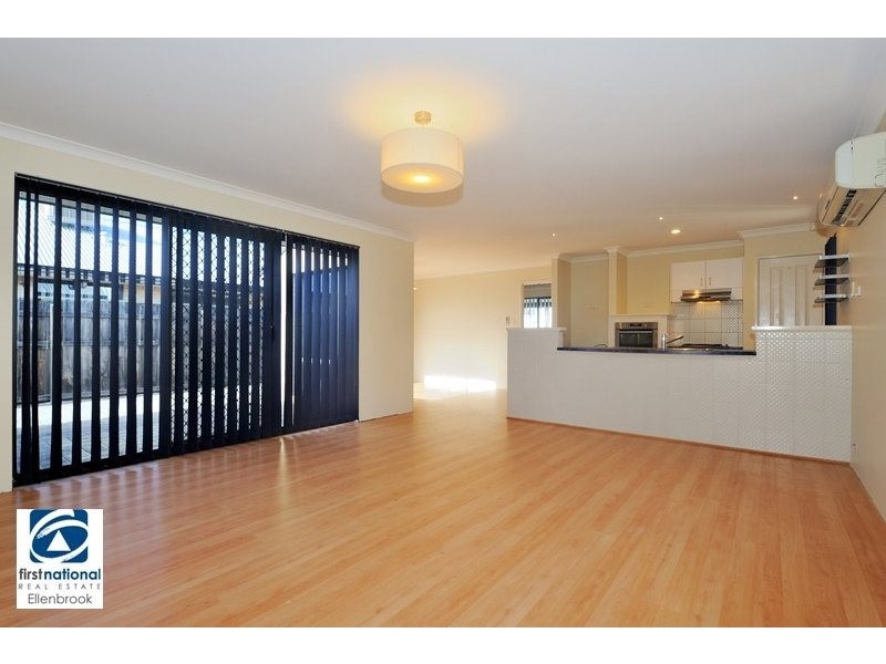 12 Coniston Drive, Ellenbrook WA 6069