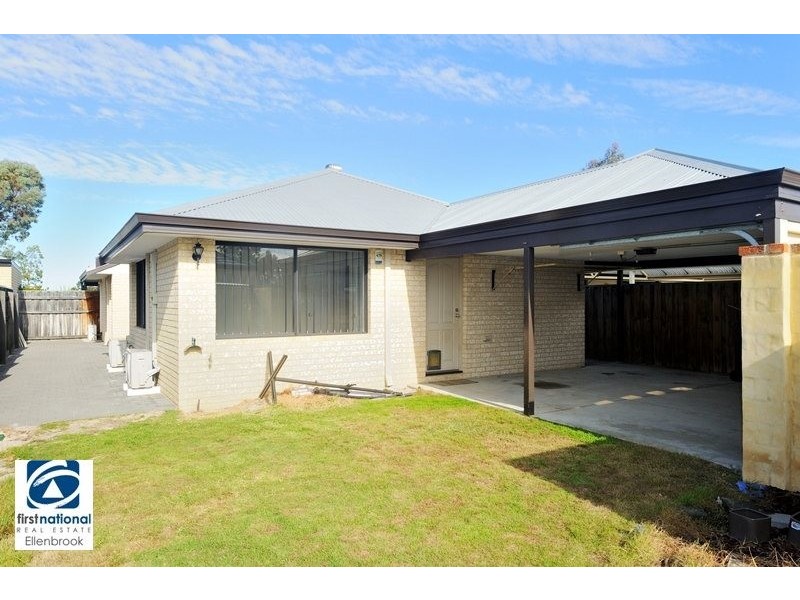 12 Coniston Drive, Ellenbrook WA 6069