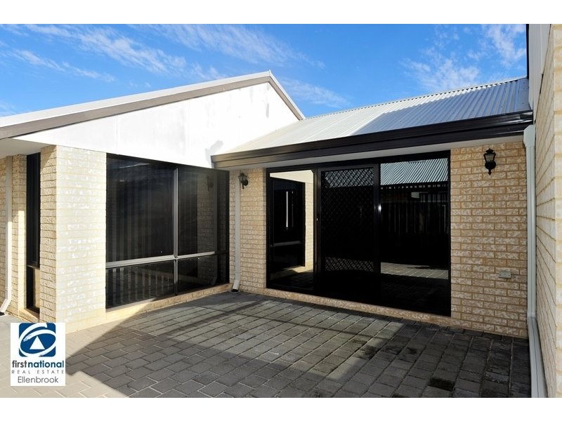 12 Coniston Drive, Ellenbrook WA 6069