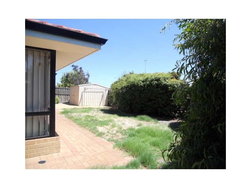 4 Maplewood Green, Ellenbrook WA 6069