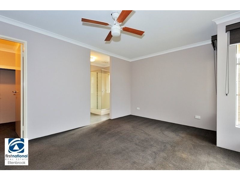 16 Delaware Street, Aveley WA 6069