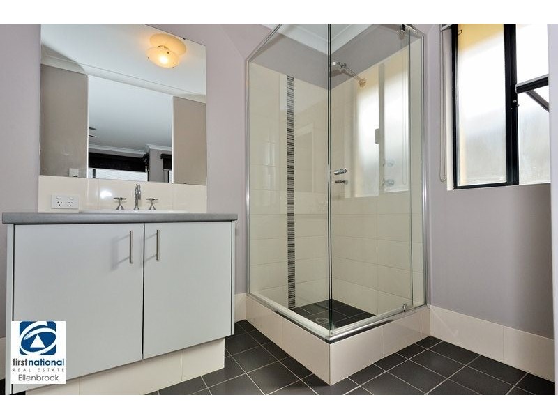 16 Delaware Street, Aveley WA 6069