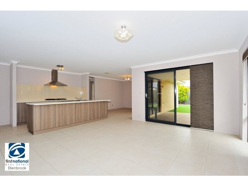 16 Delaware Street, Aveley WA 6069