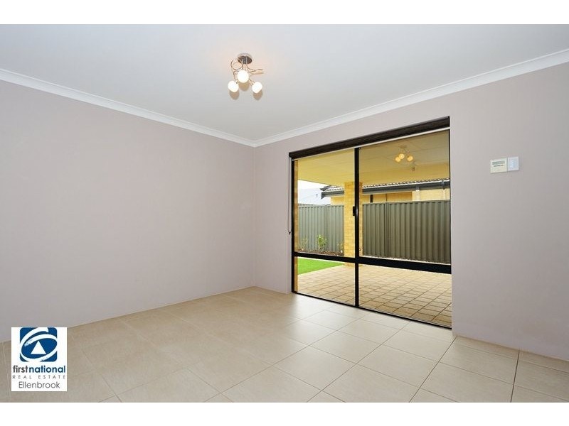 16 Delaware Street, Aveley WA 6069