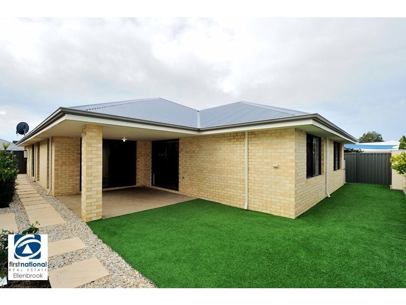 16 Delaware Street, Aveley WA 6069