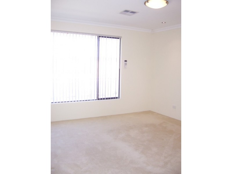 15 Branxholme Terrace, Ellenbrook WA 6069