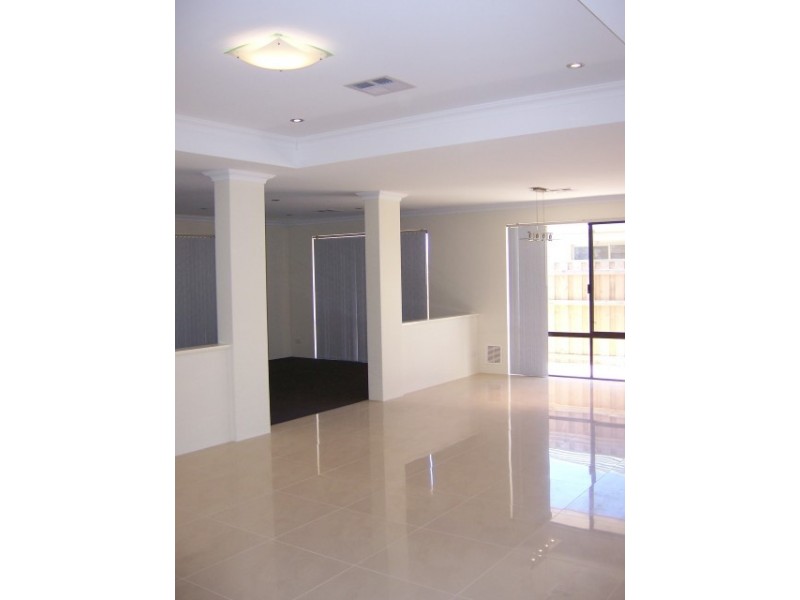 15 Branxholme Terrace, Ellenbrook WA 6069