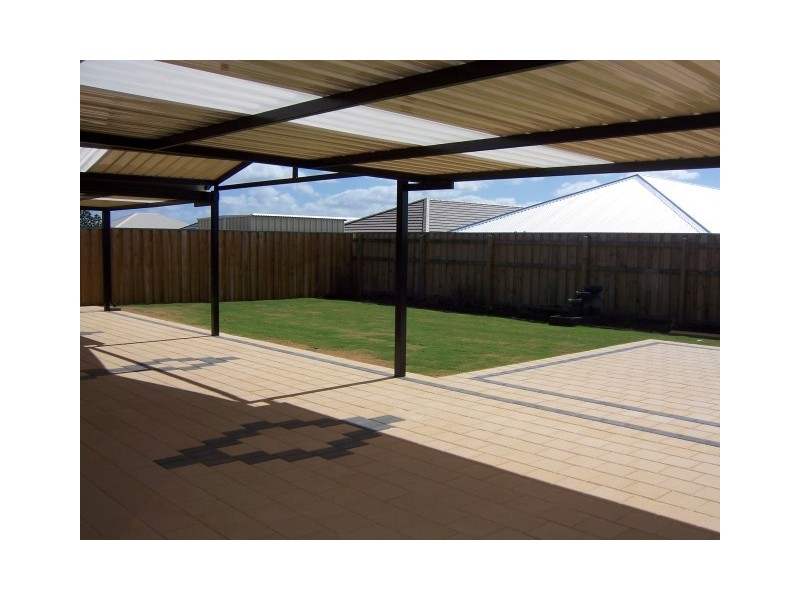 15 Branxholme Terrace, Ellenbrook WA 6069