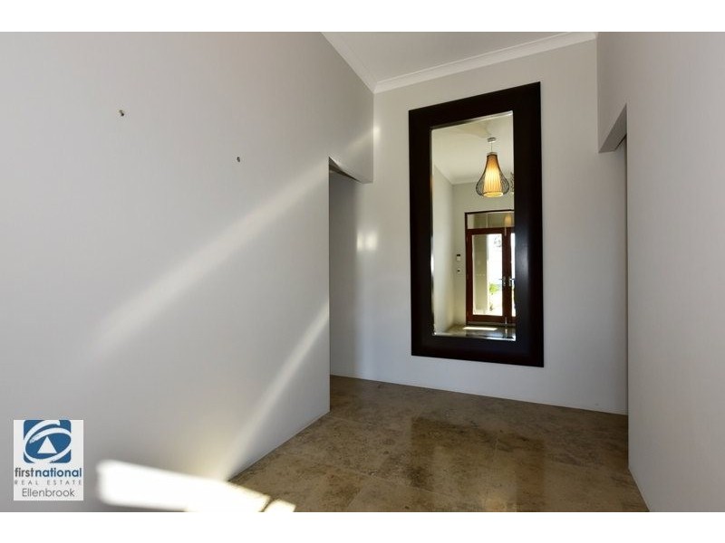 12 Virago Street, Aveley WA 6069
