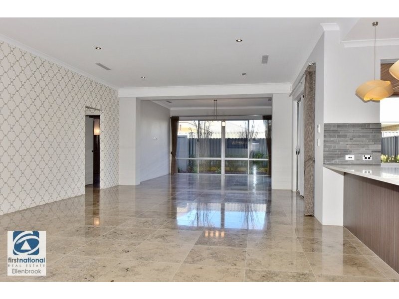 12 Virago Street, Aveley WA 6069