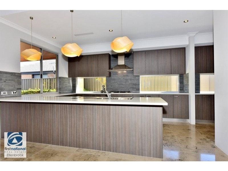 12 Virago Street, Aveley WA 6069