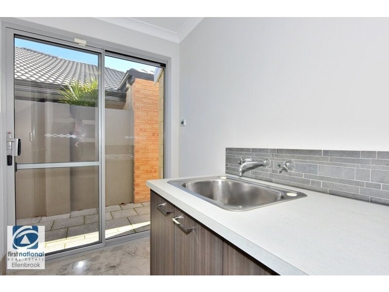 12 Virago Street, Aveley WA 6069