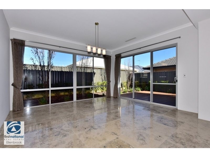 12 Virago Street, Aveley WA 6069