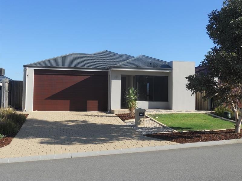 11 Solway Brace, Ellenbrook WA 6069