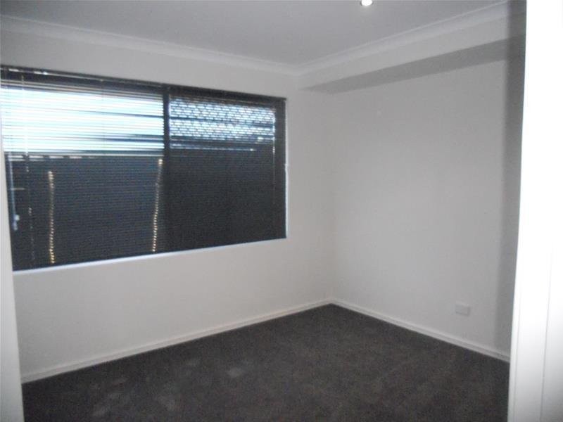 11 Solway Brace, Ellenbrook WA 6069