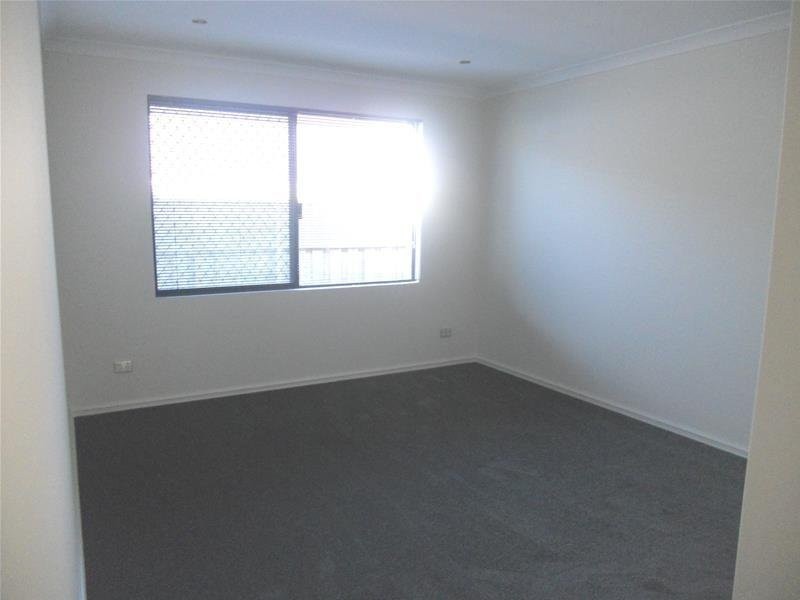 11 Solway Brace, Ellenbrook WA 6069
