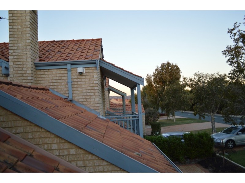 15 Ellen Brook Drive, The Vines WA 6069