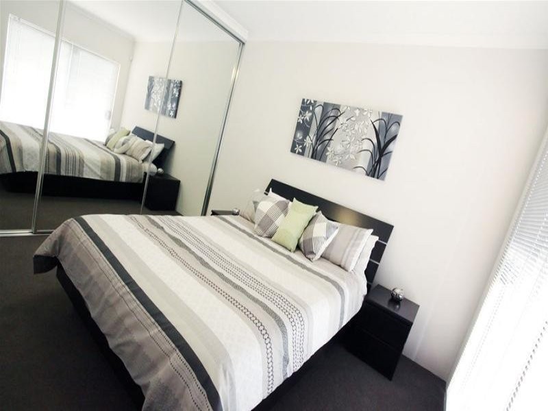 4/53 The Parkway, Ellenbrook WA 6069