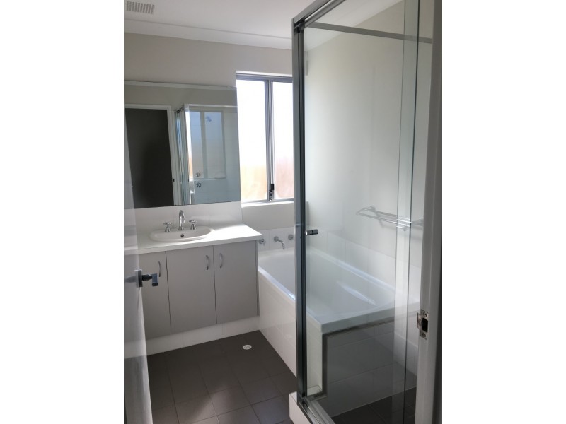 2 Ulverston Way, Butler WA 6036