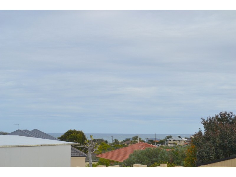 21 Seaham Way, Mindarie WA 6030