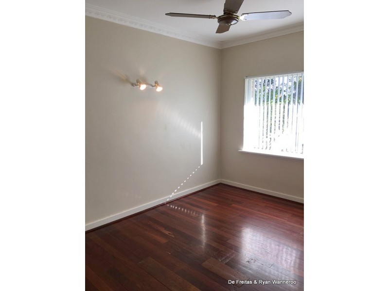 4 Hastings Street, Wanneroo WA 6065