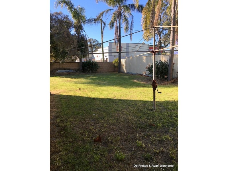 4 Hastings Street, Wanneroo WA 6065