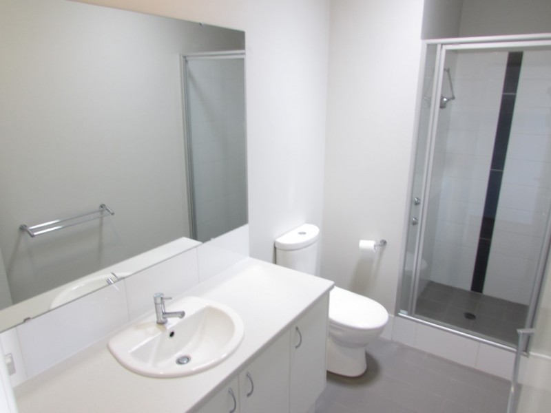 51 Grassdale Parkway, Ellenbrook WA 6069