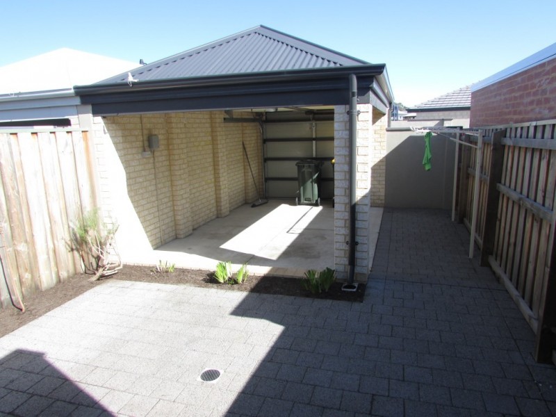 51 Grassdale Parkway, Ellenbrook WA 6069