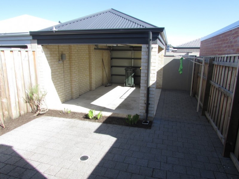 51 Grassdale Parkway, Ellenbrook WA 6069