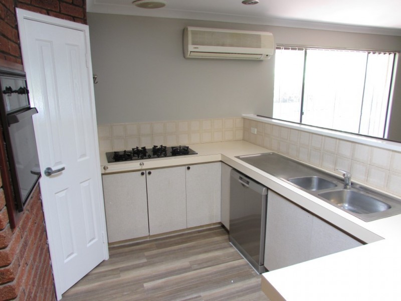 8 Busycon Place, Heathridge WA 6027